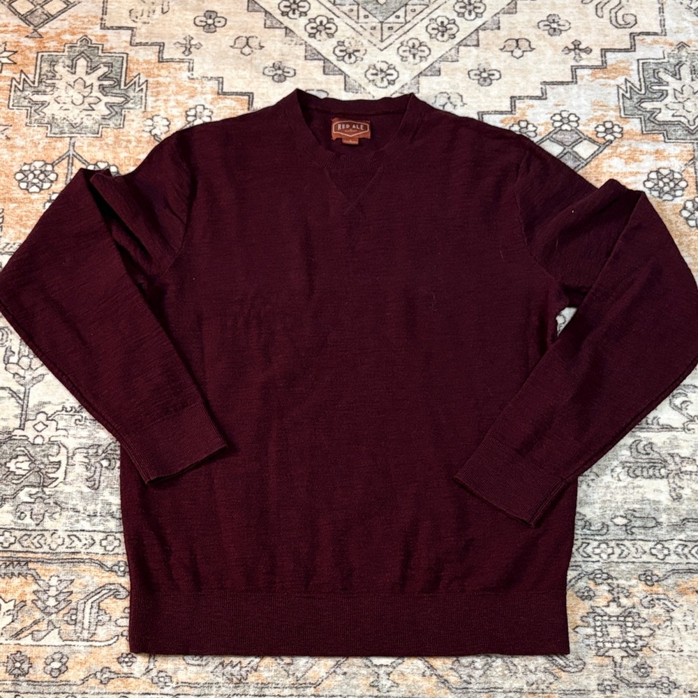 RED ALE L Red Ale by Alesbury Riverside Mens V-Neck Sweater in Wine color